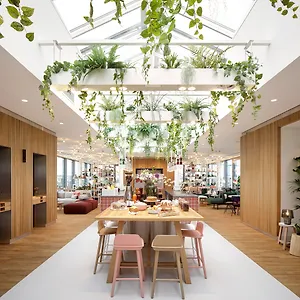 Zoku Apartahotel Viena