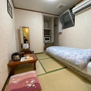 asakusa-ryokan-toukaisou.alltokyohotels.com/